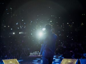 Dino James Instagram - Nagpur, WE DID IT! 

📸 @lostfilms_ 

@sharkandink @hallucia__aiimsnagpur @tribevibe.live