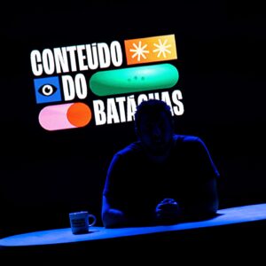 Diogo Batáguas Instagram - Está gravado o último episódio deste semestre. 9 episódios foram suficientes para, para além de diversas coisas desnecessárias, ir ao Brasil inaugurar uma rua, comprar uma televisão do Berardo e atirar um cão do sexto andar com um @gshockportugal ao pescoço.
Segunda-feira estará no YouTube.