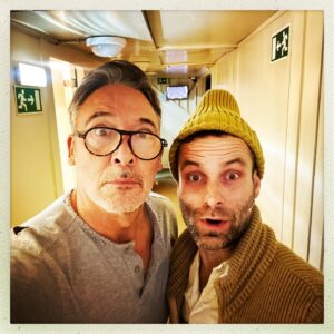 Diogo Infante Instagram - Andei a fazer conteúdos em bastidores… eis o resultado! 🎭🥰. @teatrodatrindade @saramatosofficial @pequena_soraia @andapacheco @sara.campina @carlos_malvarez @guimaraesartur @the_jpcosta @flaviogilsilva @antonio_melo_actor @marianalencastre_