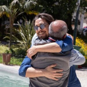Diogo Morgado Instagram - Honra tamanha em ter o meu nome na praça da Alegria (Lisboa) ao lado de monstros sagrados das artes, dos palcos. 
Obrigado caro @vasckarof pelo teu sempre tributo aos artistas e às artes. 
Agora fico à espera dessas fotos a quem por lá passar e esbarrar neste “Passeio dos Artistas”