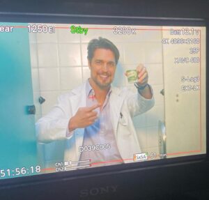 Diogo Morgado Instagram - Um anúncio numa casa de banho!!! 
Apenas uma amostra do que por aí vem. 
Preparem-se!!!

#probioticosforlife #therealdeal #estanahora #ninguemparaobenfica #soltemoprisioneiro #fibrogurte
@tvioficial @pluraloficialpt