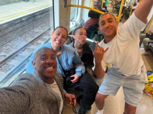 Dion Dublin Instagram - Breakfast widd de Picknee!