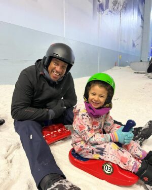 Dion Dublin Instagram - Snow ⛄️ fun with the girls @chillfactore took no prisoners in the Sledge Race 🤣😆🤣😆