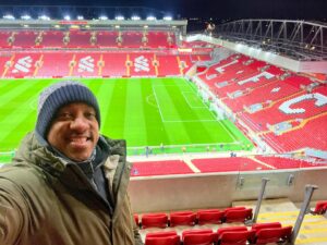 Dion Dublin Instagram - Office for the night @liverpoolfc Vs @fulhamfc in the @thecarabaocup Semi Final!