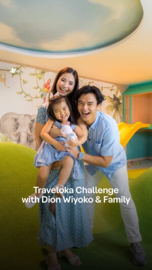 Dion Wiyoko Instagram - Happy wife, happy husband, happy familyyy 😆 Setuju gak Bestiee?

Terlalu gemeees liat keseruan Dion Wiyoko, Fiona, dan GG ditantang main sambil ngerayain Tahun Baru Imlek bareng di ￼📍 Episode Hotel Gading Serpong

Komen dong momen tergemes menurut kalian yang mana?

Naah, biar kamu makin happy ngerayain Tahun Baru Imlek bareng keluarga, langsung aja pake promo Astaga Naga Traveloka dengan Cashback Traveloka Points s.d. 888rb buat semua produk travel 🧧