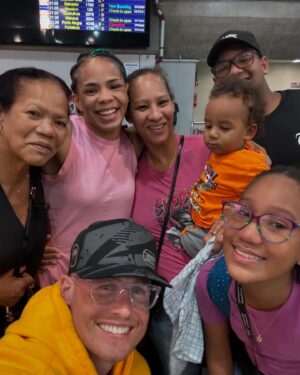 Dione Barbosa Instagram - 08 de Maio.
Meu melhor presente, parabéns pra mim 💛 🎉🥳🎂
#happybirthdayDidi #hbdaygirl #felizaniversario