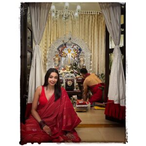 Diti Saha Instagram - Durga Pujo 2023 Photo Dump !!
#durgapujo2023 #দুগ্গাদুগ্গা #sareelove #sareesoveranything