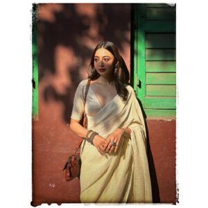 Diti Saha Instagram - Durga Pujo 2023 Photo Dump !!
#durgapujo2023 #দুগ্গাদুগ্গা #sareelove #sareesoveranything