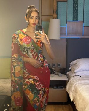 Diti Saha Instagram - All because two people fell in love !!
Enjoyed this beautiful friend’s  wedding last month in Thailand, wearing this awe so beautiful @bobocalcutta saree 🤍

Thanks to @makeup_artist_surojit for decking me up ❣️