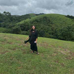 Divya Ganesh Instagram - #vagamondays 
#divyaganesh