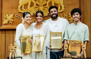 Divya Prabha Instagram - കാൻ ചലച്ചിത്ര മേളയിൽ ഗ്രാൻഡ് പ്രി പുരസ്‌കാരം നേടി ഇന്ത്യയുടെ അഭിമാനമായി മാറിയ ‘ഓൾ വി ഇമാജിൻ ആസ് ലൈറ്റ്’ എന്ന ചിത്രത്തിലെ പ്രധാന കഥാപാത്രങ്ങളെ അവതരിപ്പിച്ച കനി കുസൃതി, ദിവ്യ പ്രഭ, അസീസ് നെടുമങ്ങാട്, ഹൃദു ഹാറൂൺ എന്നിവരെ ബഹു. മുഖ്യമന്ത്രി ശ്രീ. പിണറായി വിജയൻ ആദരിച്ചു. കുവൈത്ത് തീപിടിത്ത ദുരന്തത്തിന്റെ പശ്ചാത്തലത്തിൽ മറ്റ് ആഘോഷപരിപാടികൾ ഒഴിവാക്കി സെക്രട്ടേറിയറ്റിലെ കോൺഫറൻസ് ഹാളിലായിരുന്നു ലളിതമായ ചടങ്ങ്. കലാകാരന്മാരെ അഭിനന്ദിച്ച് മുഖ്യമന്ത്രി ആശംസകൾ നേർന്നു. സാംസ്കാരിക വകുപ്പ് മന്ത്രി ശ്രീ. സജി ചെറിയാൻ അധ്യക്ഷത വഹിച്ചു. ബഹു.വിദ്യാഭ്യാസ വകുപ്പ് മന്ത്രി ശ്രീ.വി. ശിവൻകുട്ടി, ശ്രീ. എ . എ.റഹീം എം.പി. ബഹു. തിരുവനന്തപുരം മേയർ ശ്രീമതി ആര്യ രാജേന്ദ്രൻ, സാംസ്കാരിക വകുപ്പ് സെക്രട്ടറി ശ്രീ. രാജൻ ഖോബ്രഗഡെ ഐ.എ.എസ്, സാംസ്കാരിക ഡയറക്ടർ ശ്രീമതി എൻ. മായ ഐ.എഫ്.എസ്., കേരള സംസ്ഥാന ചലച്ചിത്ര വികസന കോർപ്പറേഷൻ ചെയർമാൻ ശ്രീ. ഷാജി എൻ. കരുൺ, കേരള സംസ്ഥാന സാംസ്കാരിക പ്രവർത്തക ക്ഷേമനിധി ബോർഡ് ചെയർമാൻ ശ്രീ. മധുപാൽ, ചലച്ചിത്ര അക്കാദമി വൈസ് ചെയർമാൻ ശ്രീ. പ്രേംകുമാർ എന്നിവർ ചടങ്ങിൽ പങ്കെടുത്തു. ചലച്ചിത്ര അക്കാദമി സെക്രട്ടറി ശ്രീ.സി.അജോയ് നന്ദി പ്രകാശിപ്പിച്ചു. 

#allweimagineaslight #cannes #grandprix2024 #kanikusruti #divyaprabha #hridhuharoon #azeesnedumangad #cmokerala #chalachitraacademy #ksca