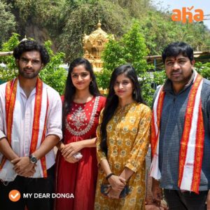 Divya Sripada Instagram - Team #MyDearDonga visited Kanaka Durgamma Temple in Vijayawada and took the divine blessings ✨🙏🏼

#MyDearDongaOnAha from April 19th!
#AnAhaOrginialFilm

@cam_entertainment_hyd @a.gomatam @shalini_kondepudi @divyasripada @nikhil.gajula_ @sashaankmanduri rajamamidanna @rohit_krishna_varma @chandurdc @mahesh_the_filmmaker @sarwagna_bs @ssmanoj_dp @thesaimurali @jhansi_gojala @arasada.ajay @devaraa92 @mr_ravi_thefilmmaker @venky_thefilmmaker @spectrumpostworks @24karatentertainment @maheshwarreddy670 @dathureddy_gojala @ch.manikrishna @vinith_5668 @sprite_india