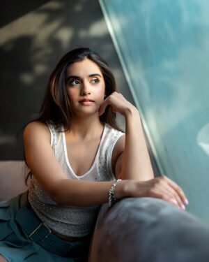 Divyansha Kaushik Instagram - One of my fav from the series

With @divyanshak 

#portrait #delhiphotographer #delhifashionphotographer