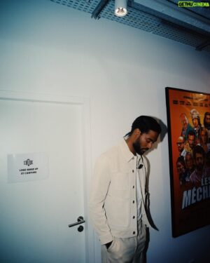 Djebril Zonga Instagram - Un passage chez @mouloudachour #RealTalk

Thanks @amiparis
@alexandremattiussi9 🤍

Pic by @laurentsegretier