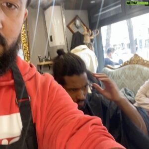 Djebril Zonga Instagram - On prépare la suite…
Nouveau perso 🧔🏾‍♂️

Jamais sans @lartiste_zak 

Pic by @laurentsegretier