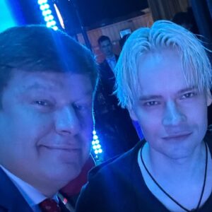 Dmitriy Guberniev Instagram - Ребята и девчата??? Тут снова работал с Шаманом!!! Такой вопрос, любите его творчество???