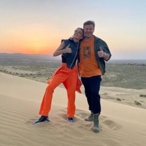 Dmitriy Guberniev Instagram - Да мы с Душечкой как родные сестры!!! 💃💃💃💃💃💃💃💃💃💃💃💃💃💃💃💃💃💃💃💃💃💃💃💃💃💃💃💃💃💃💃💃💃💃💃💃 #вызов #лучшиеведущие #дагестан #барханы #вджазетолькодевушки #вызов #тнт