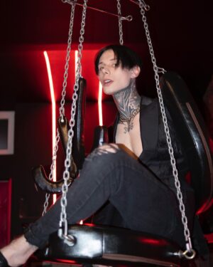 Dmitriy Matveev Instagram - Ph : @introway0305