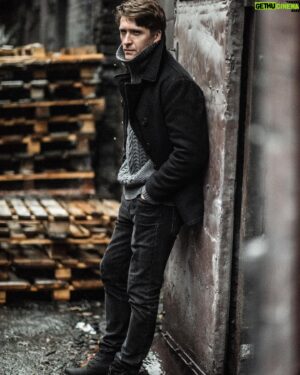 Dmitriy Pchela Instagram - Определённо где-то здесь есть форель 
И, может быть, её поймаю я
Но только если я не буду этого хотеть.

Йейтс 

Фото @anna_markovna22 #дмитрийпчела