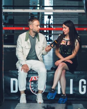 Dmitriy Shepelev Instagram - Вижу, что хобби-шоу «1,5 спортсмена» на ОК зашло не только моим родственникам, которым нравится всё что я делаю, но и многим другим. 2, 3, 5 миллионов просмотров - просто 🚀 Спасибо вам за это, нам с @zhukovangel очень приятно. Новый выпуск по ссылке в сторис 🤍