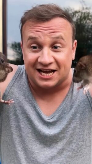 Dmitriy Zhuravlyov Instagram - Пиши имена этих крысок или отмечай друзей 😂
По-моему, это мальчики…