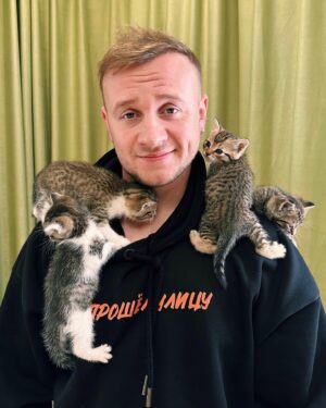 Dmitriy Zhuravlyov Instagram - Прошел улицу
🐈‍⬛🐈‍⬛🐈‍⬛🐈‍⬛🐈‍⬛🐈‍⬛🐈‍⬛🐈‍⬛🐈‍⬛
Спасибо что позвали! 
Но это реально жестко😁
@yar_d 
@cyyka_ 
@stognienko 
@burnv60 
@kolyangrigoryev 
@ravdinv 
@avetisyan_ars 
@youryanov 
@ivanbraginkrsk 
@sbornaya_krasnoyarska