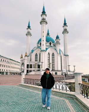 Dmitriy Zhuravlyov Instagram - Мәхәббәт 💚
