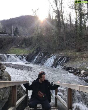 Doğa Karakaş Instagram - ver selamı çevir sopayı🌲