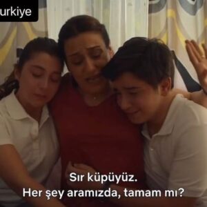 Doğa Zeynep Doğuşlu Instagram - #Andropoz @netflixturkiye