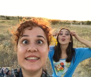 Doğa Zeynep Doğuşlu Instagram - Oysho pozu ve kamera arkası 🤣🤣❤️❤️