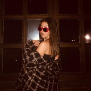 Doğa Zeynep Doğuşlu Instagram - I'm faded 
🦥