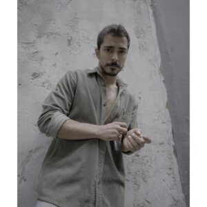 Doğaç Yıldız Instagram - Fitilli kadife ile ücretsiz ortaklık
📷 by @ozguoze