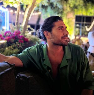 Doğan Bayraktar Instagram - 🌙