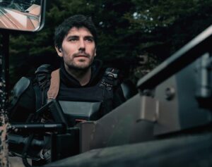 Doğan Bayraktar Instagram - Börü 2039 2. Bölüm izlendi mi ? @blutv @borufilm