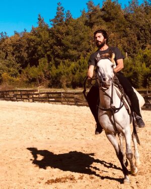 Doğan Bayraktar Instagram - 1,2,3,4,5 ?📸