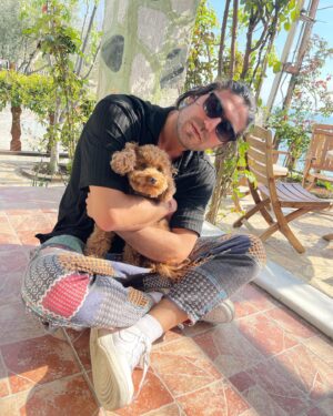Doğan Bayraktar Instagram - ☀️🐶