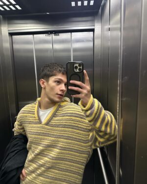Doğan Can Sarıkaya Instagram - Sonda 5 ve 14 var