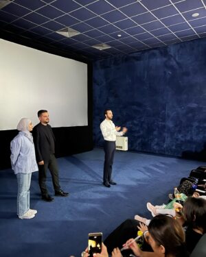 Doğukan Polat Instagram - Bu yıl 15. kez düzenlenen Taşkent Uluslararası Film Festivali’ne katıldık.
Bizleri çok iyi ağırlayarak mihmandarlık yapan kıymetli Özbekistan halkına çok teşekkürler… Tekrar buluşmak dileğiyle. 🇹🇷🇺🇿 

Bu yil 15-Toshkent Xalqaro Kinofestivalida ishtirok etdik.
Bizni mehmon qilgan va bizni juda yaxshi kutib olgan aziz O‘zbekiston xalqiga katta rahmat…
Yana ko’rishamiz degan umiddaman. 🇹🇷🇺🇿