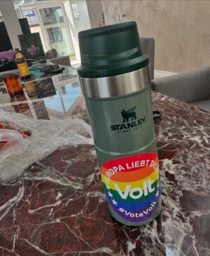 Dolly de Leon Instagram - Happy Pride, my lovies🌈