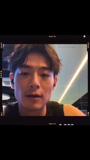 Dominic Ho Instagram - *
20240629 update
 50 followers = 50 punches
仲係未辛苦呀
嚟啦幫手CLS挑戰我嘅極限啦！
#dominic何浩文 #hongkongactor #actor #香港演員 #演員 #boxing