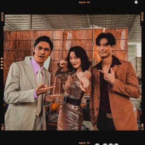 Dominic Ho Instagram - *
今晚大結局
我會報夢搵michelle幫我報仇（好似係）
記得陣間21:30睇埋最後呢集佢喇
多謝一班兄弟姊妹一齊打咗一場漂亮嘅仗
@uglykwan @mattkobe @jackykycai @momong629 @judy.kwong @elaine_yiu @monicachanfy @lisa_chng @jacquelinchng @connieman @kelly.fuu 
#dominic何浩文 #hongkongactor #actor #香港演員 #演員 #一舞傾城 #dave #胡志文