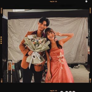 Dominic Ho Instagram - *
今晚大結局
我會報夢搵michelle幫我報仇（好似係）
記得陣間21:30睇埋最後呢集佢喇
多謝一班兄弟姊妹一齊打咗一場漂亮嘅仗
@uglykwan @mattkobe @jackykycai @momong629 @judy.kwong @elaine_yiu @monicachanfy @lisa_chng @jacquelinchng @connieman @kelly.fuu 
#dominic何浩文 #hongkongactor #actor #香港演員 #演員 #一舞傾城 #dave #胡志文