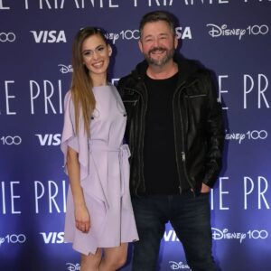 Dominika Richterová Instagram - Kamaráti, už do zajtra si môžete vychutnať novú rozprávku od @disney WISH / PRIANIE . My sme ju už v nedeľu slávnostne odprevadili na filmové plátno. Bolo to pre mňa veľmi výnimočné, krásne a hlavne emočné. Neubránila som sa slzám. A tak som si to presne vždy predstavovala! 💜 Veľmi si vážim všetkých,ktorí do mňa vložili dôveru a pomohli mi to dotiahnuť do zdarného konca. Som absolútne šťastná a vďačná za všetko čo som sa mohla naučiť. ❤️ Teraz je to už len na Vás. Nezabudnite ma označiť, keď budete v kine a napísať ako sa Vám rozprávka páčila ⭐️💜🌟💜🌟💜⭐️ #wish #wishmovie #disney #disneymusic #asha #dominikarichterova @cinemart.sk @noiseartillery