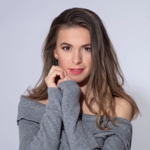 Dominika Richterová Instagram - 📸 @maros_photographer #nemocnica #nemocnicatvjoj @nemocnica_tvjoj @tvjoj #tvjoj #joj #photoshoot #photography #photooftheday #actress #Alica #dominikarichterova