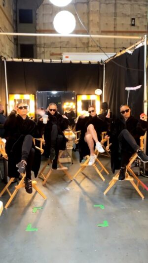 Dominique Domingo Instagram - When they ask us if we’re ready for tomorrow’s premiere of @maskeddancerfox? In the words of @usher “YEAH!”😜 @tracyshibata @tynestecklein @deirdrebarnes @maskedwomeninblack

#TheMaskedDancer #MaskedDancer #TheWomenInBlack #Music #Dance #Play #SetLife #Usher