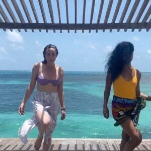Dominique Domingo Instagram - Dancing in 20mph winds but when the view is that epic and the pier feels like a stage...you have a moment with ya girl. @caitylotz

💃🏽Moves by @siennalyons1 
📸 Best human steady cam ever @lynnapher 
🏝Epic view @hodgesbay_antigua