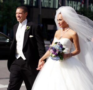 Dominique Reighard Brooks Instagram - I know this post is a Little late ... Happy Anniversary @iambrianbrooks 7/10 💖!
I can’t believe it’s already been over a decade since we’ve chose to walk this life together... and what incredible journey we’ve had! There is nothing I love more in this world than you and our family!!! What we have achieved and our family is and will always be our greatest accomplishment and blessing! My Rock & My foundation 💪🏼👊🏼
Thank you for being on this journey with me, giving endless amounts of love and support and for doing the work with me that it takes to make it so special🥰😘! So excited for what’s to come as we continue grow together, walking side by side supporting and loving one another for many many years to come. 
#BrooksTakeOver #happyanniversary #bonnieandclyde #BestFriend #GlowUp