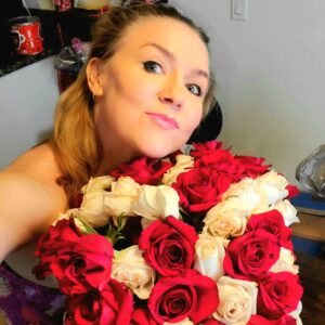 Dominique Swain Instagram - I wish I could capture your love in a jar, oh! You already did with a rose from afar! 
I love you, Honeybun, thank you!!!
