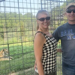 Dominique Swain Instagram - National Tiger Sanctuary near the Ozarks?!
