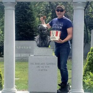 Dominique Swain Instagram - WE LOVE YOU, COLONEL SANDERS!!!
Visiting his grave in Louisville to pay our respects and give him snacks.